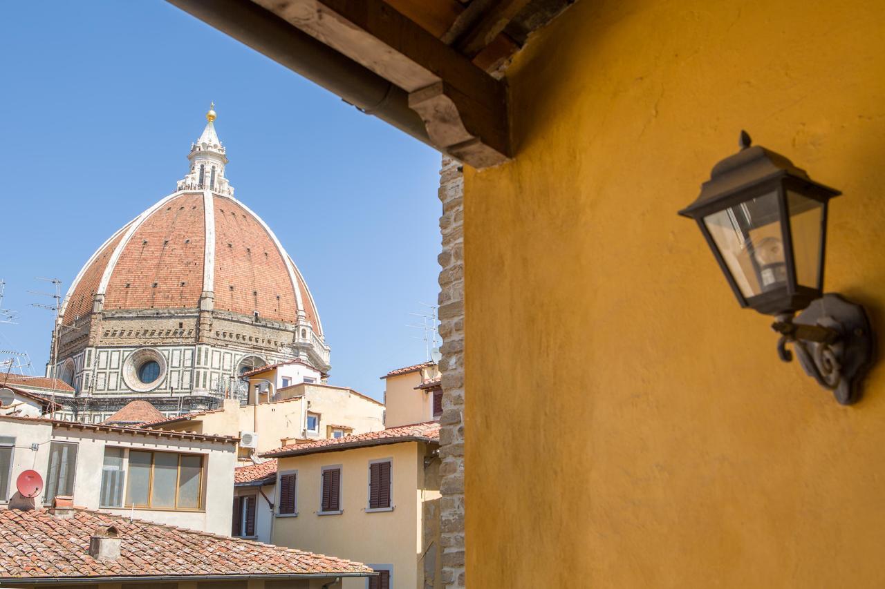 Typical Florentine Apartment Florence Exterior photo