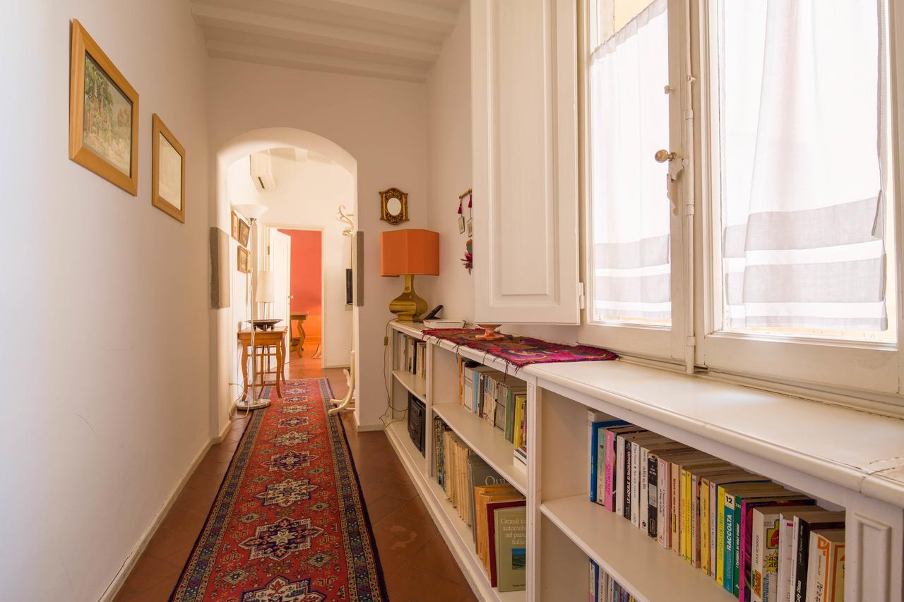 Typical Florentine Apartment Florence Exterior photo
