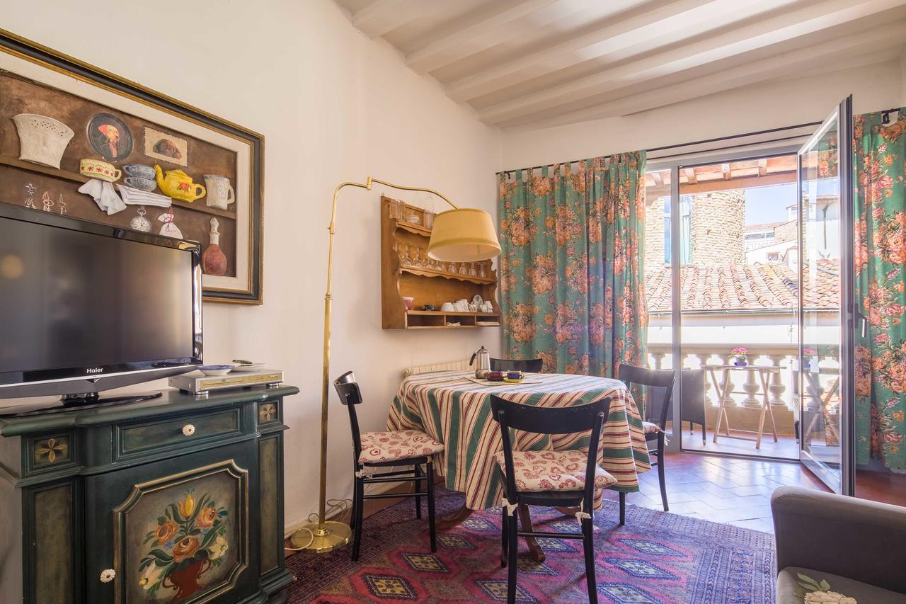 Typical Florentine Apartment Florence Exterior photo