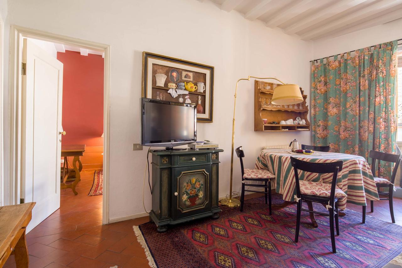 Typical Florentine Apartment Florence Exterior photo